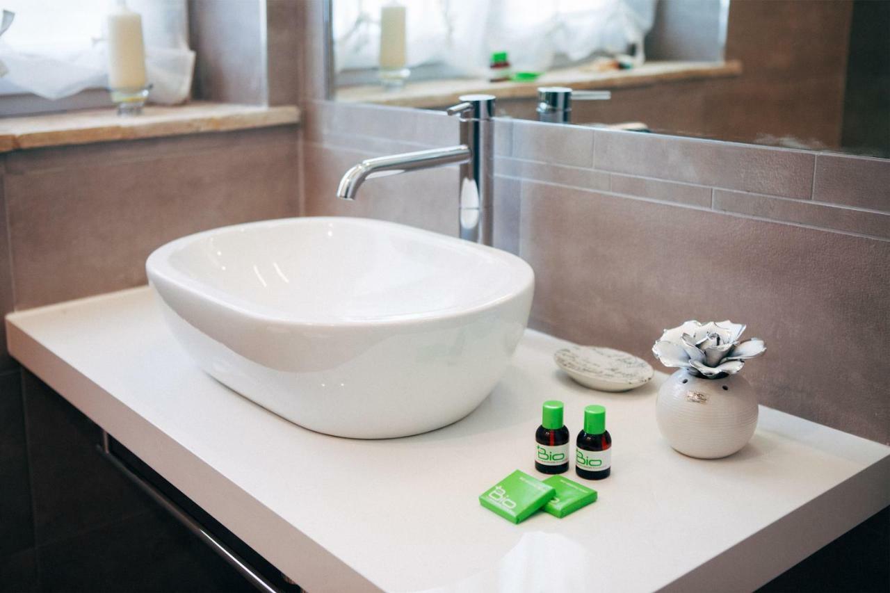 B&B Domar Civitanova Marche Bagian luar foto