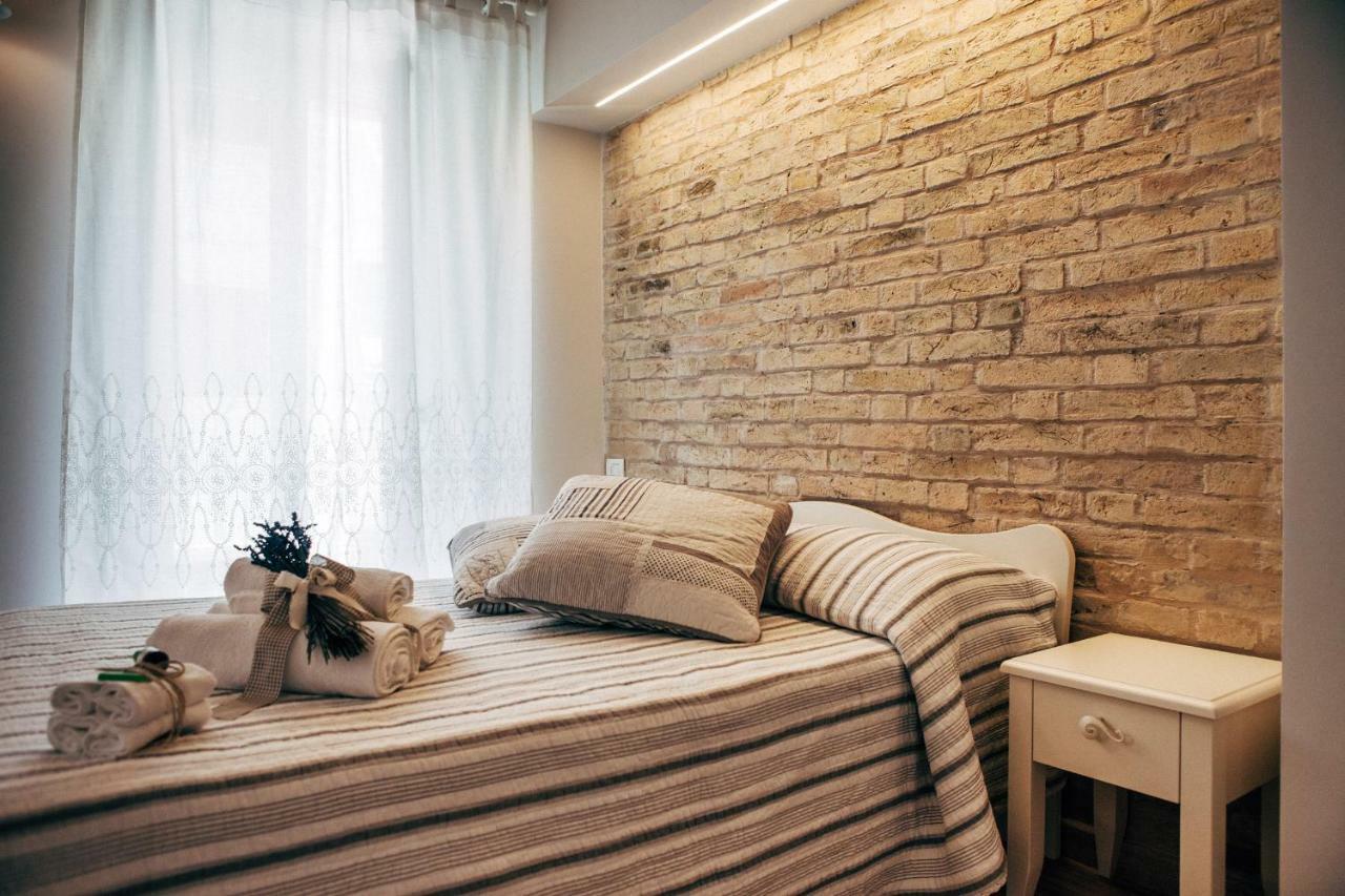 B&B Domar Civitanova Marche Bagian luar foto
