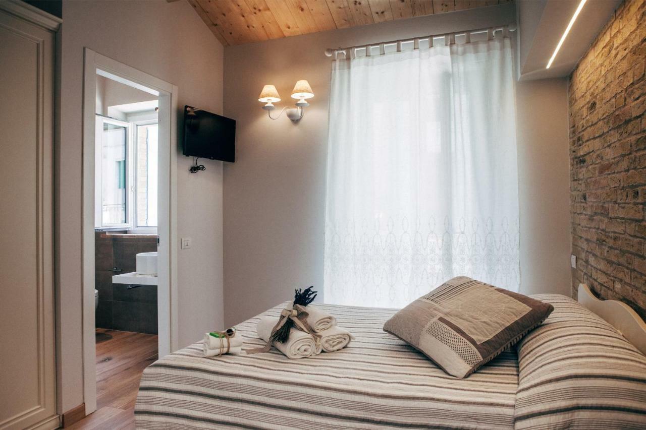 B&B Domar Civitanova Marche Bagian luar foto